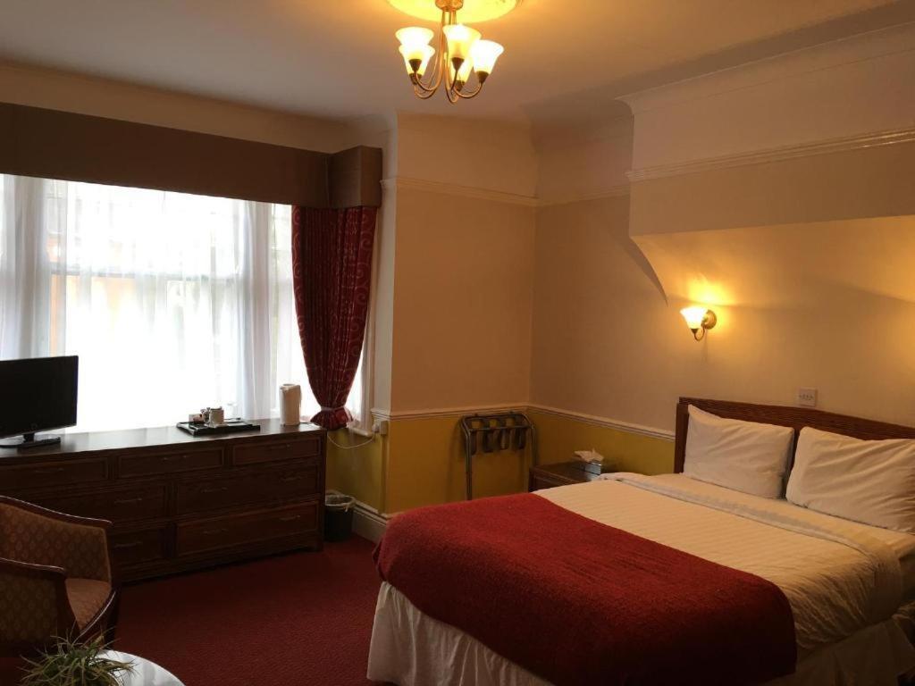 Grosvenor Hotel Rugby Eksteriør billede